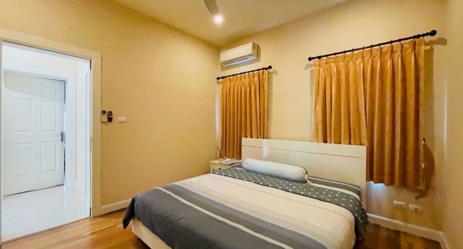 À louer 3 chambres maison à Bang Lamung, Chonburi