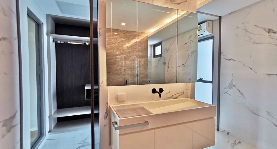 For rent and for sale 2 bedrooms condo in Bang Sue, Bangkok