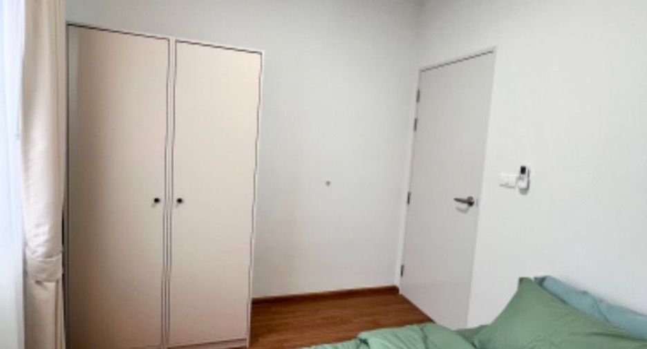 For rent 3 bedrooms townhouse in Bang Phli, Samut Prakan