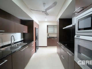 For sale 4 bedrooms condo in Pathum Wan, Bangkok