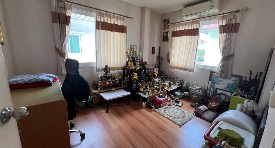 For sale 3 bed house in Pak Kret, Nonthaburi