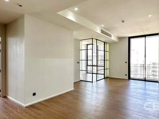 For sale 2 ベッドルーム condo in Pathum Wan, Bangkok