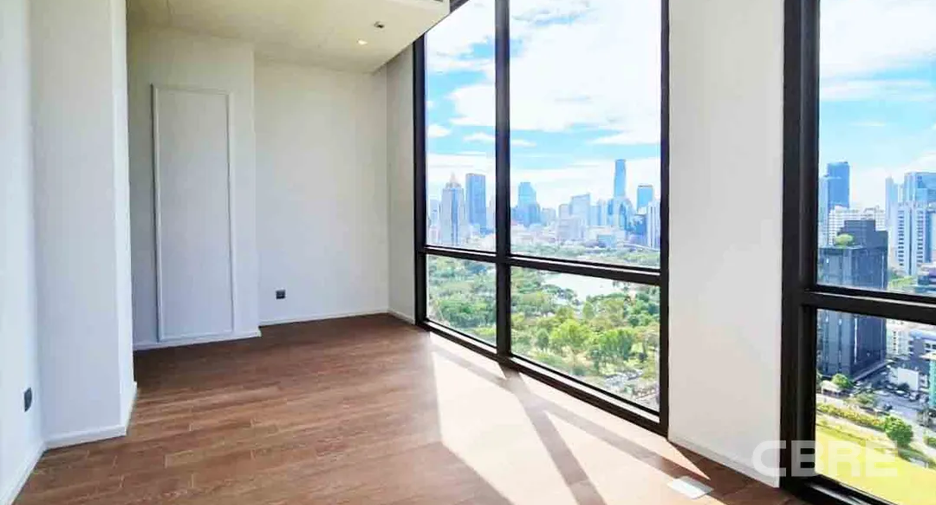 For sale 2 bedrooms condo in Pathum Wan, Bangkok