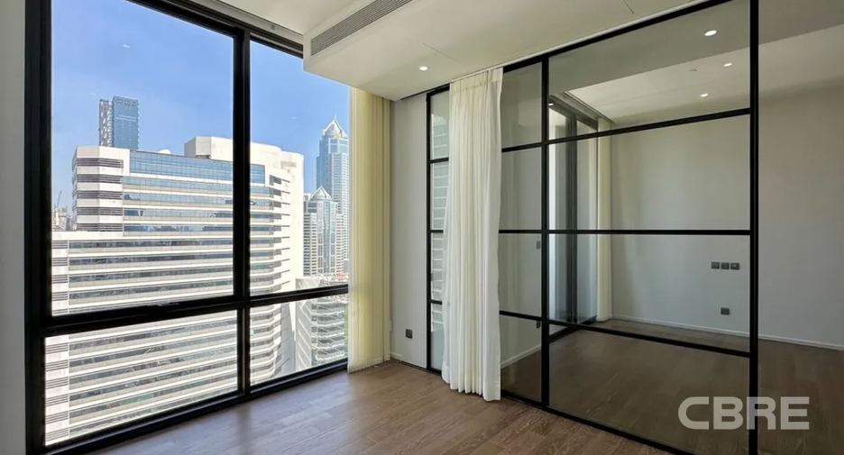 For sale 2 bedrooms condo in Pathum Wan, Bangkok