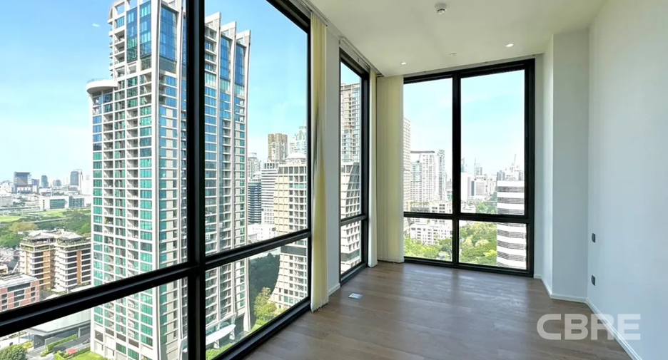 For sale 2 bedrooms condo in Pathum Wan, Bangkok