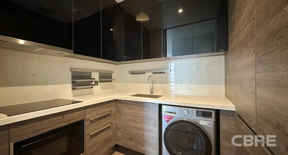 For sale 2 bedrooms condo in Pathum Wan, Bangkok