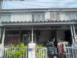 For sale 3 Beds townhouse in Sam Phran, Nakhon Pathom