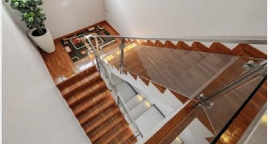 For rent 4 bedrooms house in Suan Luang, Bangkok