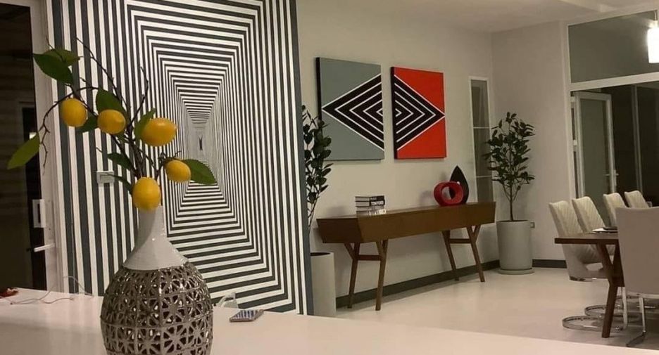 For rent 4 bedrooms house in Suan Luang, Bangkok
