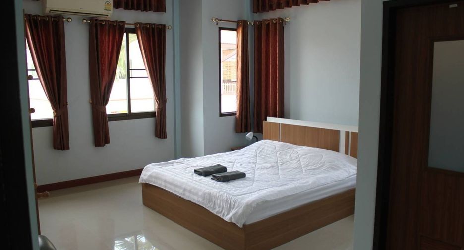 Casa en alquiler de 2 habitaciones en Mueang Rayong, Rayong