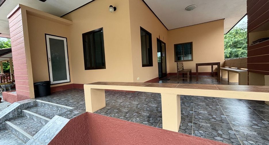 Casa en alquiler de 2 habitaciones en Mueang Rayong, Rayong