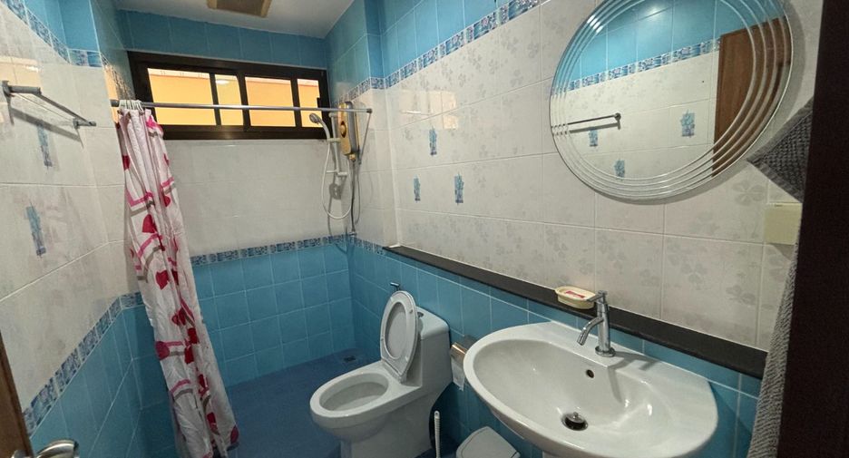 Casa en alquiler de 2 habitaciones en Mueang Rayong, Rayong
