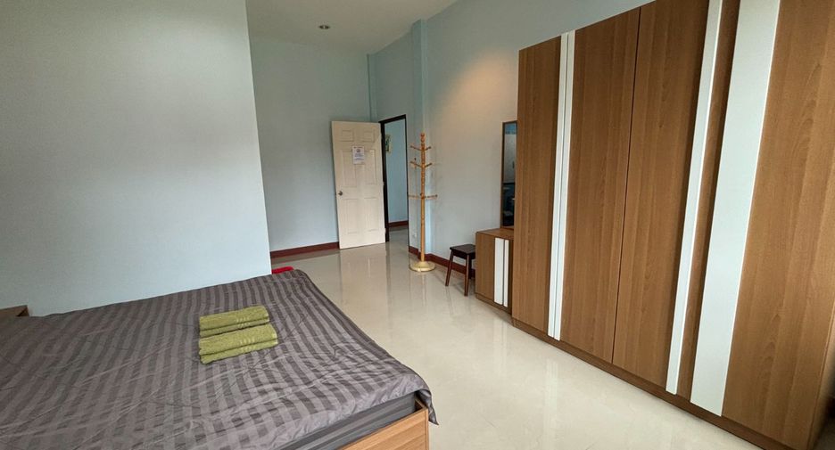 Casa en alquiler de 2 habitaciones en Mueang Rayong, Rayong
