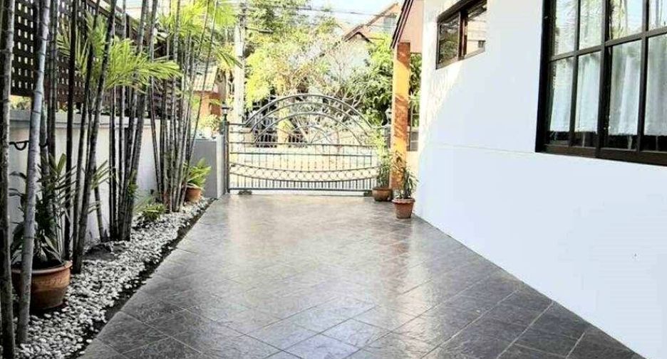 Casa en alquiler y en venta de 7 habitaciones en Bang Lamung, Chonburi