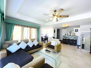 Casa en alquiler y en venta de 7 habitaciones en Bang Lamung, Chonburi
