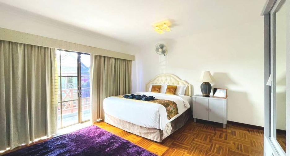 Casa en alquiler y en venta de 7 habitaciones en Bang Lamung, Chonburi