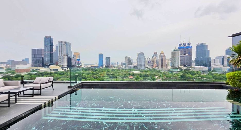 For rent and for sale 3 bedrooms condo in Pathum Wan, Bangkok