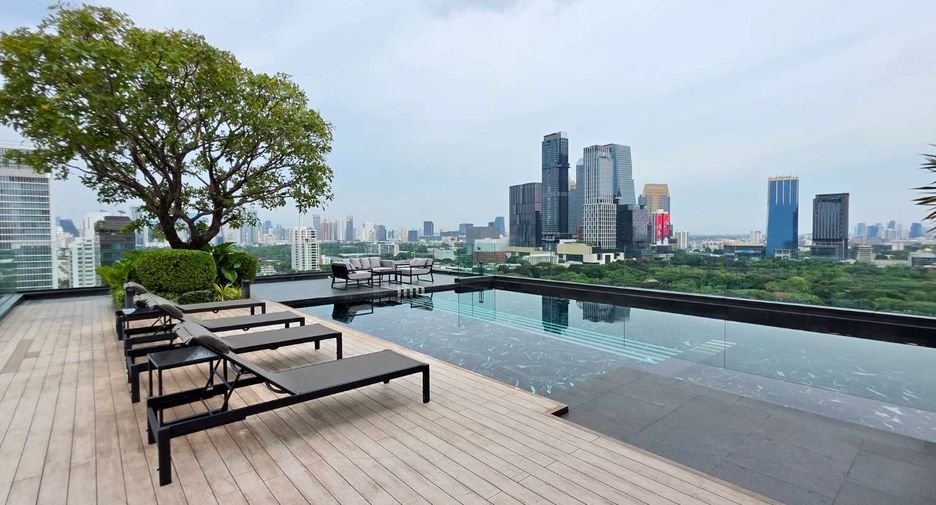 For rent and for sale 3 bedrooms condo in Pathum Wan, Bangkok