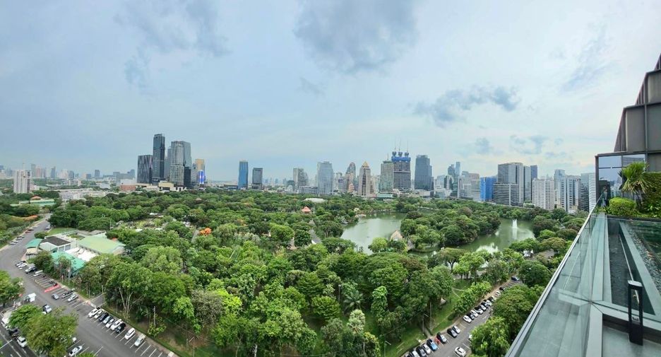 For rent and for sale 3 bedrooms condo in Pathum Wan, Bangkok