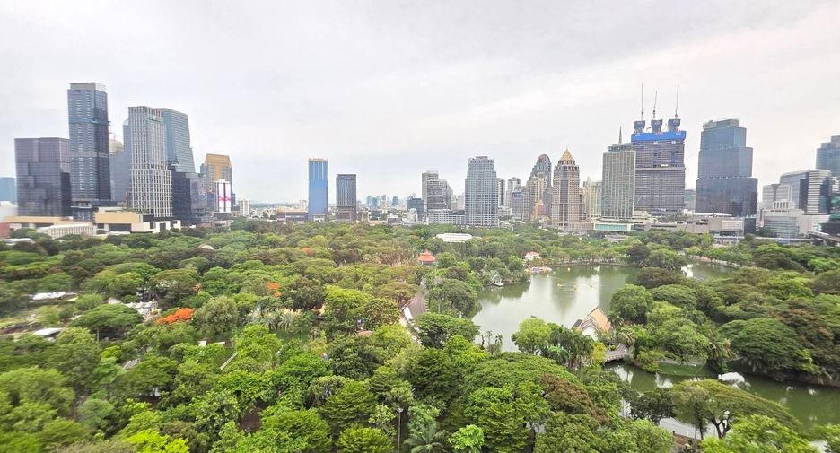 For rent and for sale 3 bedrooms condo in Pathum Wan, Bangkok