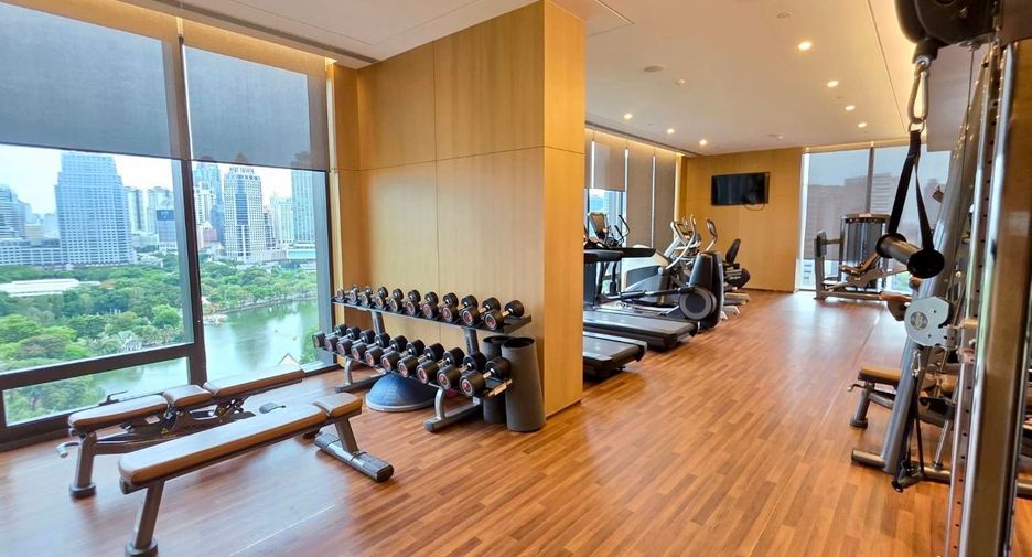 For rent and for sale 3 bedrooms condo in Pathum Wan, Bangkok