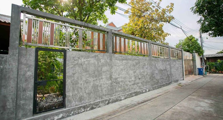 Haus zum Kauf mit 3 Zimmer in Huai Khwang, Bangkok
