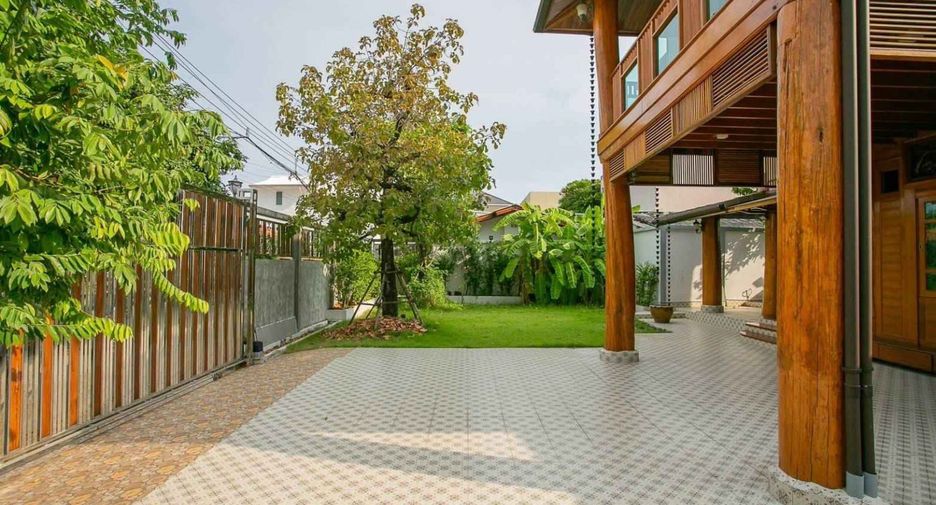 Haus zum Kauf mit 3 Zimmer in Huai Khwang, Bangkok