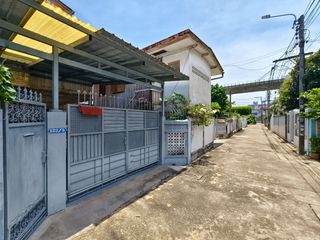 For sale 3 Beds house in Bangkok Noi, Bangkok