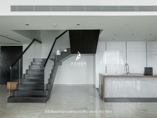 For rent 4 Beds condo in Yan Nawa, Bangkok