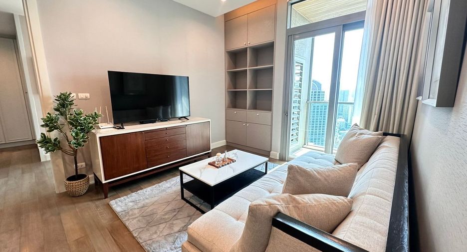For rent and for sale 2 bedrooms condo in Pathum Wan, Bangkok