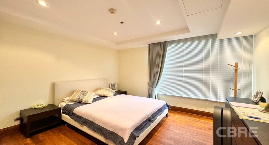 For sale 3 bedrooms condo in Pathum Wan, Bangkok