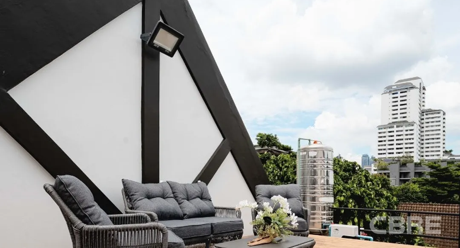 ขาย 3 ห้องนอน บ้านเดี่ยว ใน วัฒนา, กรุงเทพฯ