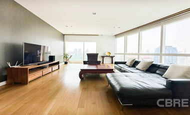 For sale 3 Beds condo in Khlong Toei, Bangkok