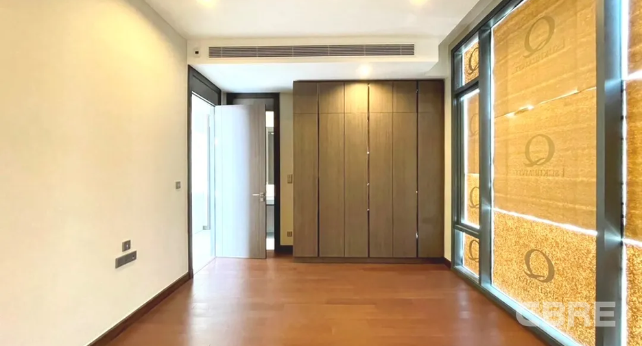 À vendre 3 chambres condo à Khlong Toei, Bangkok