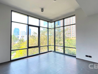 For sale 2 bed condo in Watthana, Bangkok