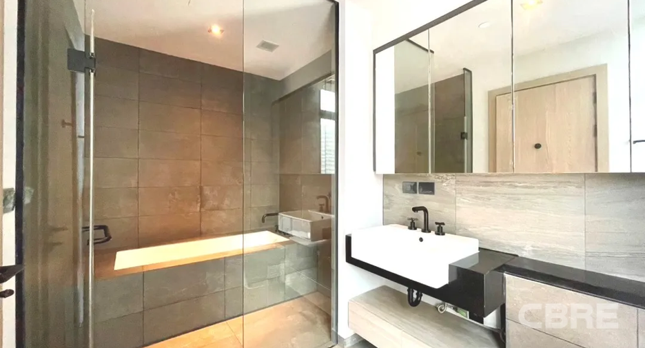 Condo en venta de 2 habitaciones en Watthana, Bangkok