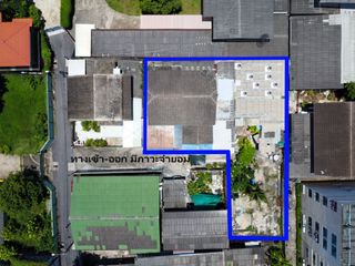 For sale 3 Beds house in Dusit, Bangkok