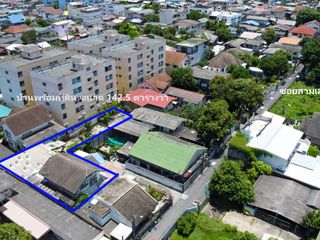 For sale 3 Beds house in Dusit, Bangkok