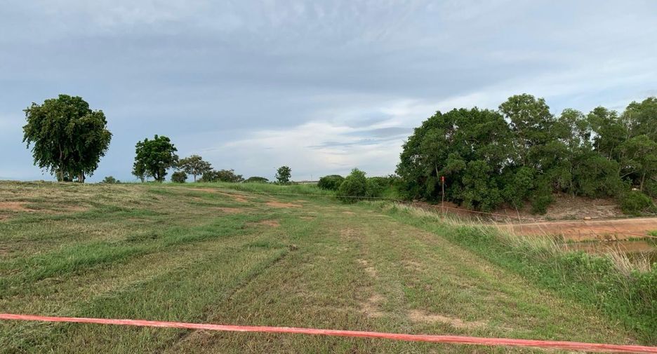 À vendre terrain à Bang Lamung, Chonburi