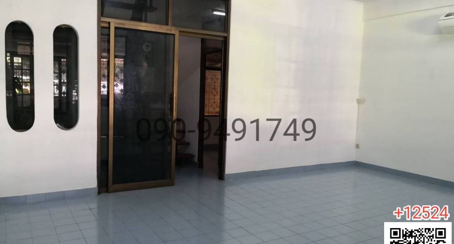 出租 3 卧室 独立屋 在 Din Daeng, 曼谷