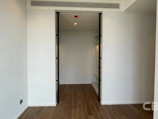 Wohnung zum Kauf mit 3 Zimmer in Pathum Wan, Bangkok