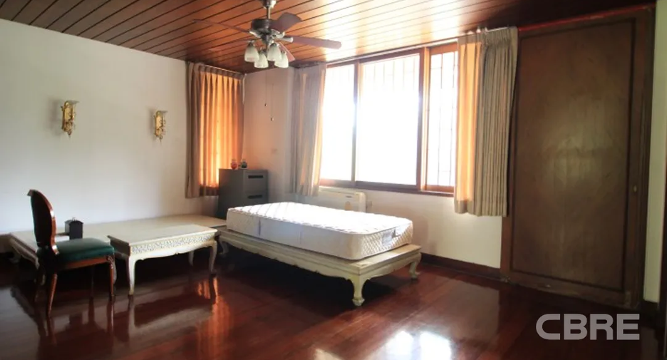 ขาย 4 ห้องนอน บ้านเดี่ยว ใน วัฒนา, กรุงเทพฯ
