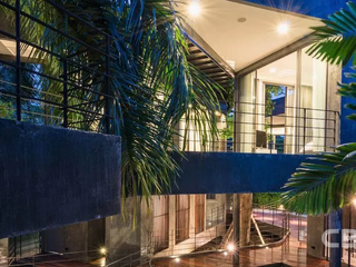 For sale 6 ベッドルーム house in Khlong Toei, Bangkok