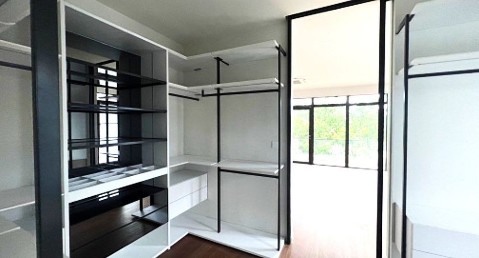 For rent 4 bedrooms house in Bang Phli, Samut Prakan