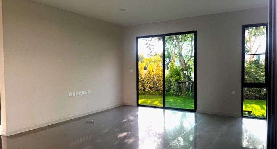 For rent 4 bedrooms house in Bang Phli, Samut Prakan
