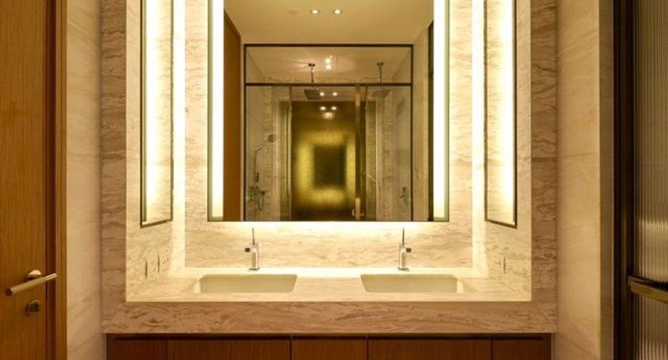 For rent 1 bed condo in Pathum Wan, Bangkok