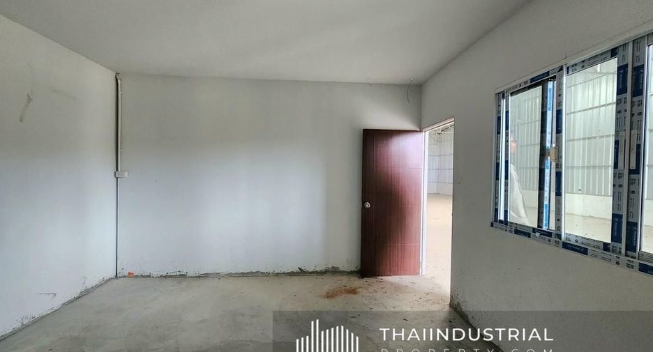 For rent warehouse in Lat Lum Kaeo, Pathum Thani