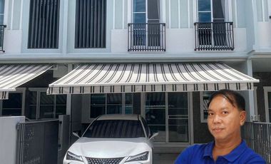 For rent 3 bed townhouse in Bang Phli, Samut Prakan