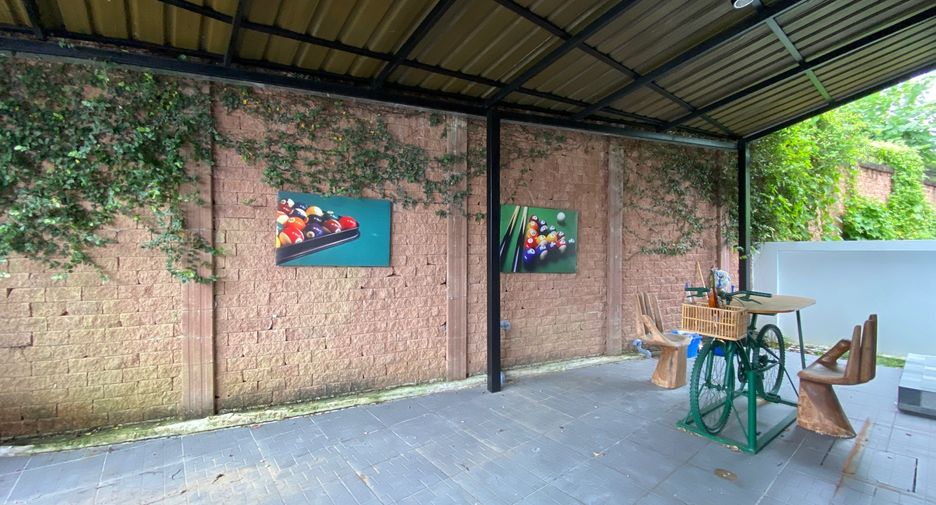 For rent and for sale 2 bedrooms house in Mueang Chiang Mai, Chiang Mai