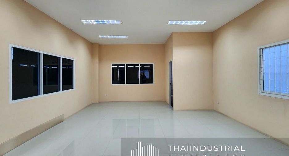 For rent warehouse in Lat Lum Kaeo, Pathum Thani